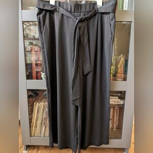 Wide leg flowy pants